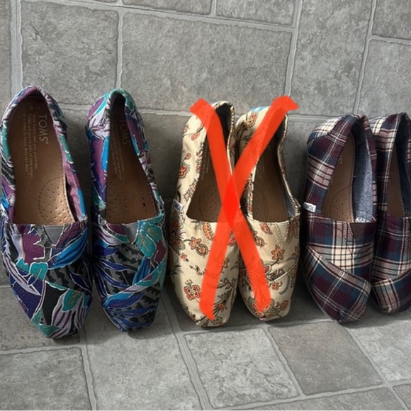 -🌺TOM’s Bundle of 2 Pairs🌺 - Picture 2 of 15